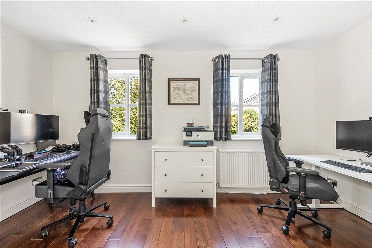 3 bedroom House, Bevin Square, London, SW17 - Available, Image 5