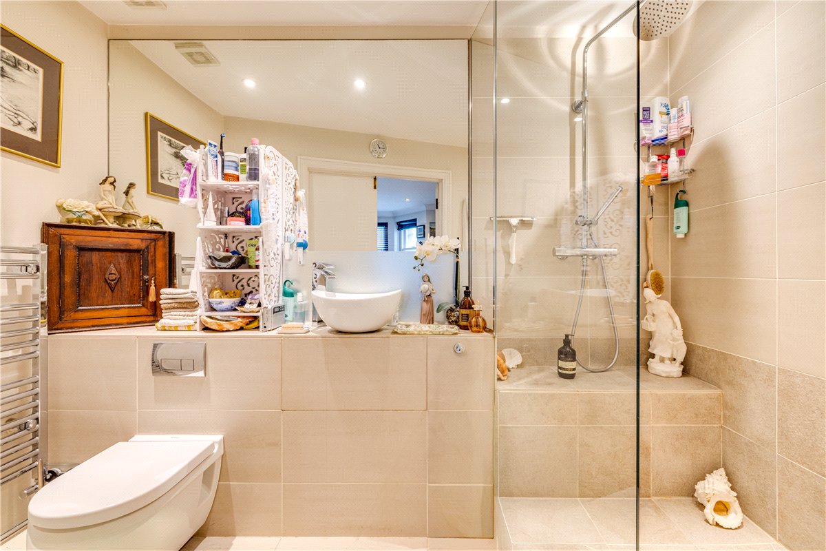 2 bedroom Flat, Wandle Road, London, SW17 - Sold, Image 8
