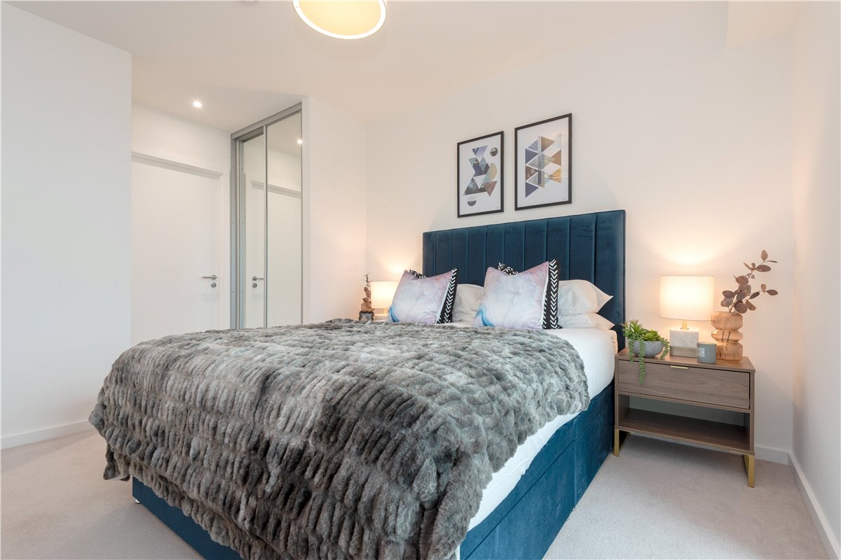 2 bedroom Flat, Heartwell Avenue, London, E16 - Let Agreed, Image 3