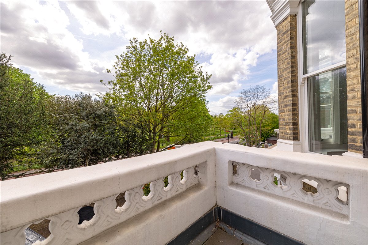 1 bedroom Flat, Clapham Common North Side, London, SW4 - Sold, Image 1