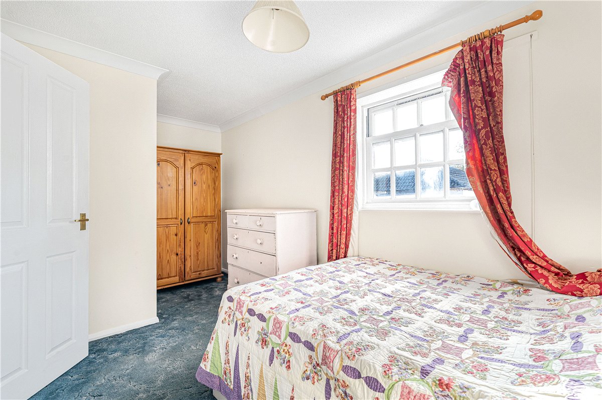 2 bedroom House, Avon Place, River Street, SN9 - Available, Image 4