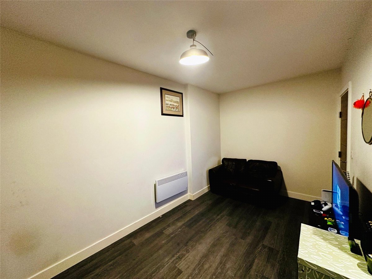 1 bedroom Flat, York Road, Acomb, YO24 - Available, Image 7