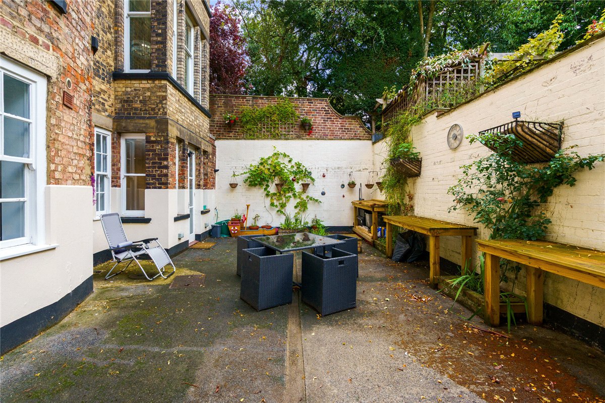 1 bedroom Flat, The Mount, York, YO24 - Available, Image 5