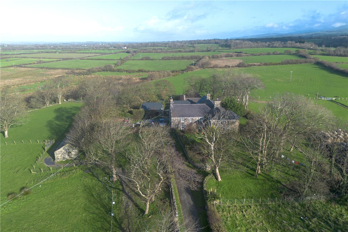 265  Farm, Pontllyfni, Caernarfon, LL54 - Available