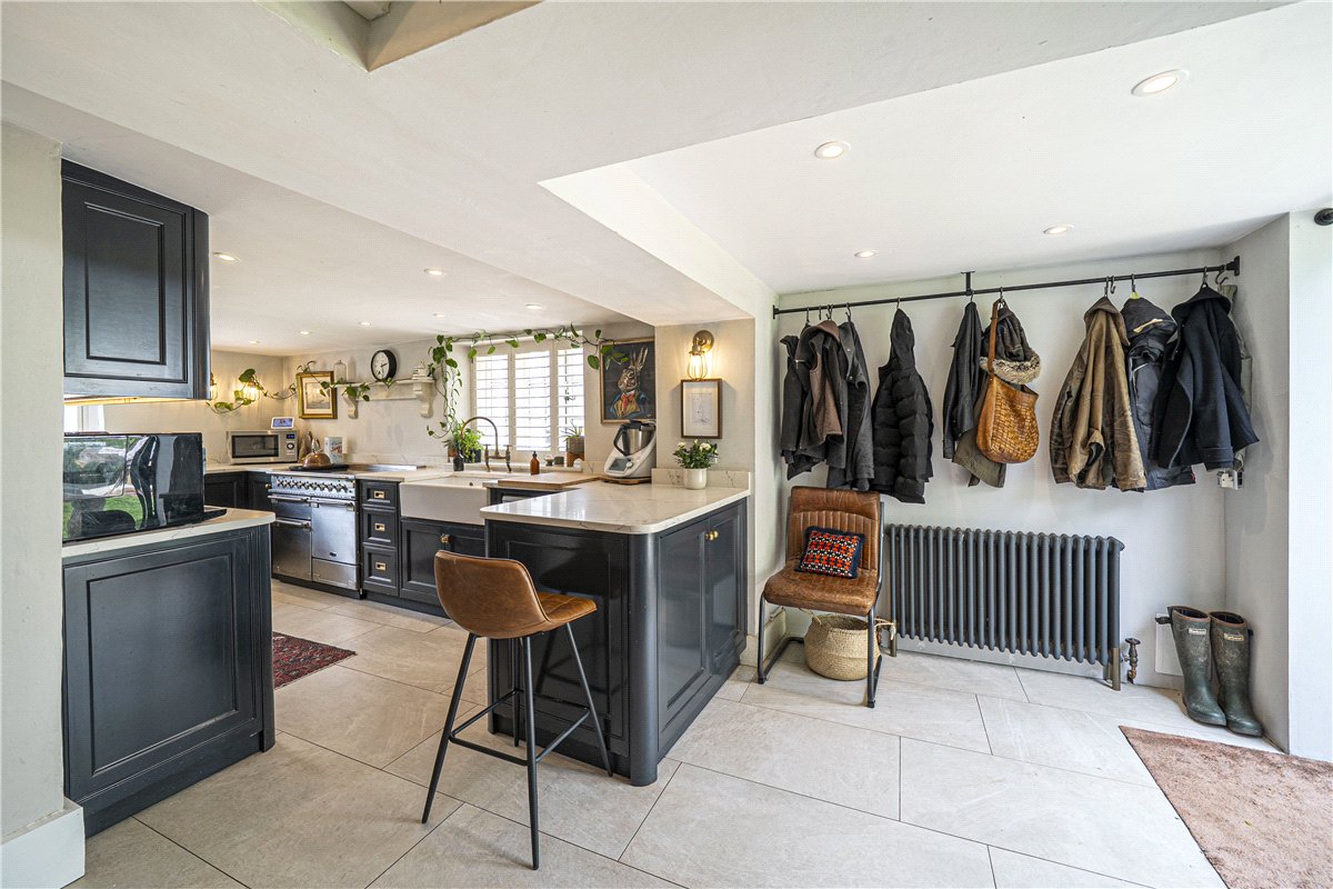 5 bedroom House, Penton Mewsey, Andover, SP11 - Available, Image 3