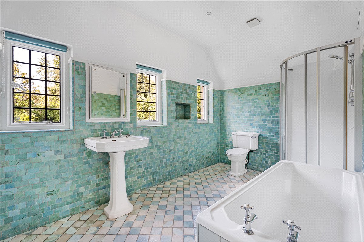 10 bedroom House, Frith Hill, South Heath, HP16 - Available, Image 19