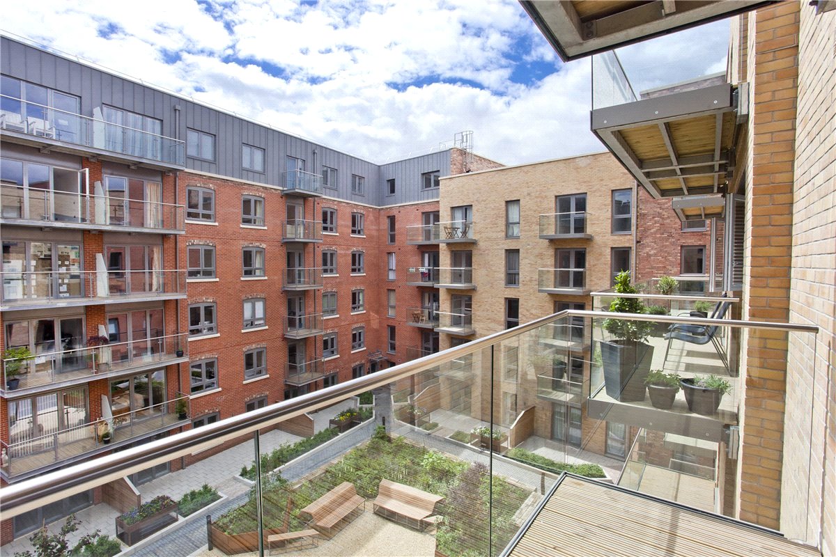2 bedroom Flat, Pound Lane, York, YO1 - Sold