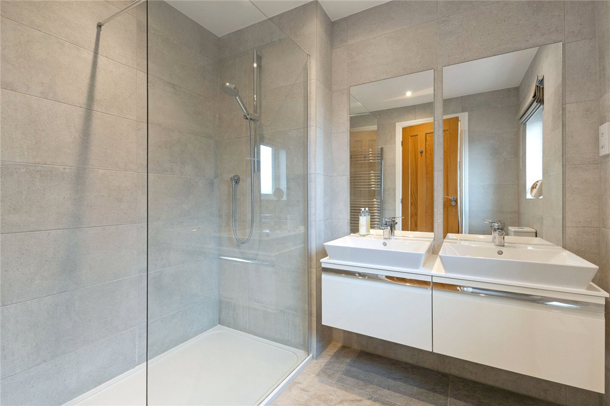 4 bedroom House, Jennings Road, Marlborough, SN8 - Available, Image 5