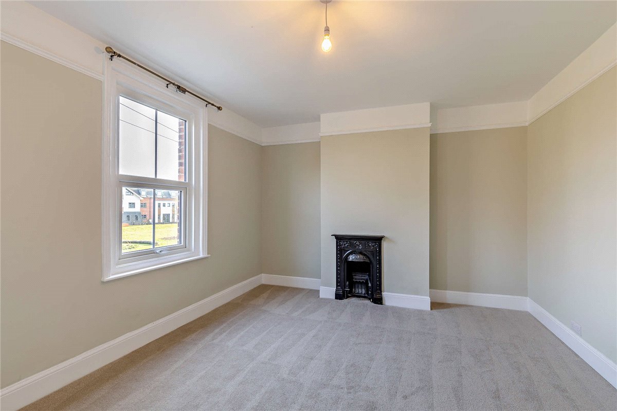 3 bedroom House, Andover Road, Newbury, RG14 - Sold, Image 4