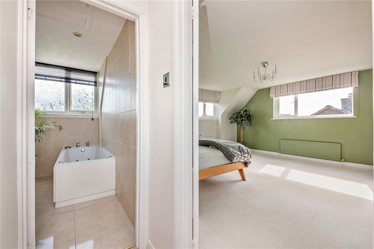 4 bedroom House, Freshfields Lane, Chieveley, RG20 - Available, Image 16