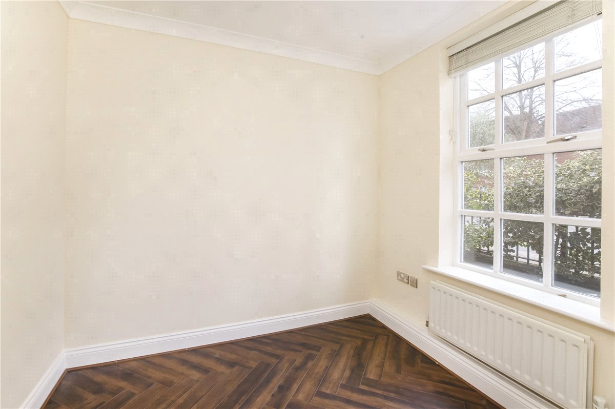 4 bedroom House, Grosvenor Park, York, YO30 - , Image 10