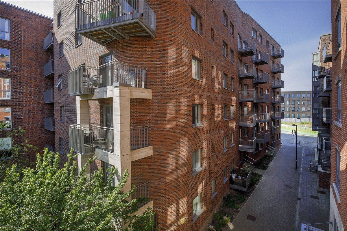 2 bedroom Flat, Leetham House, Leetham Lane, YO1 - Available, Image 5