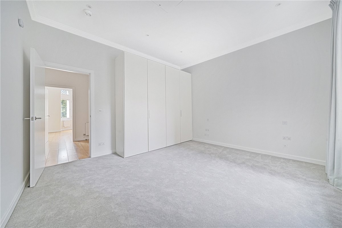 1 bedroom Flat, Brompton Road, Knigjhtsbridge, SW3 - Available, Image 5