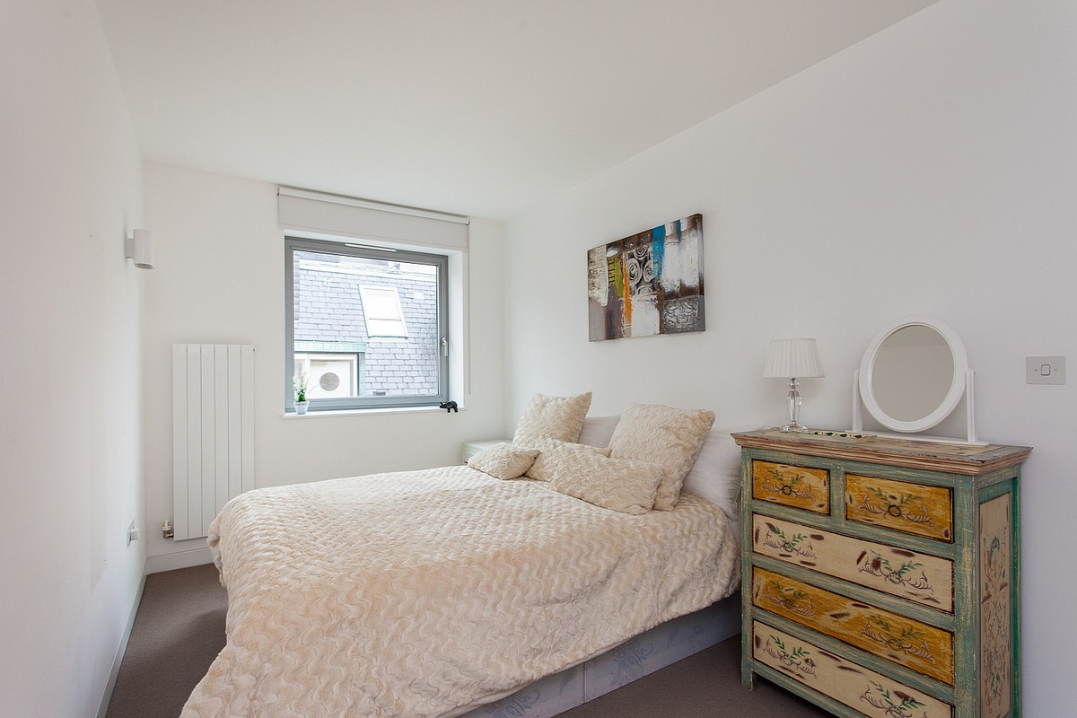 2 bedroom Flat, Picton Place, Marylebone, W1U - Available, Image 4