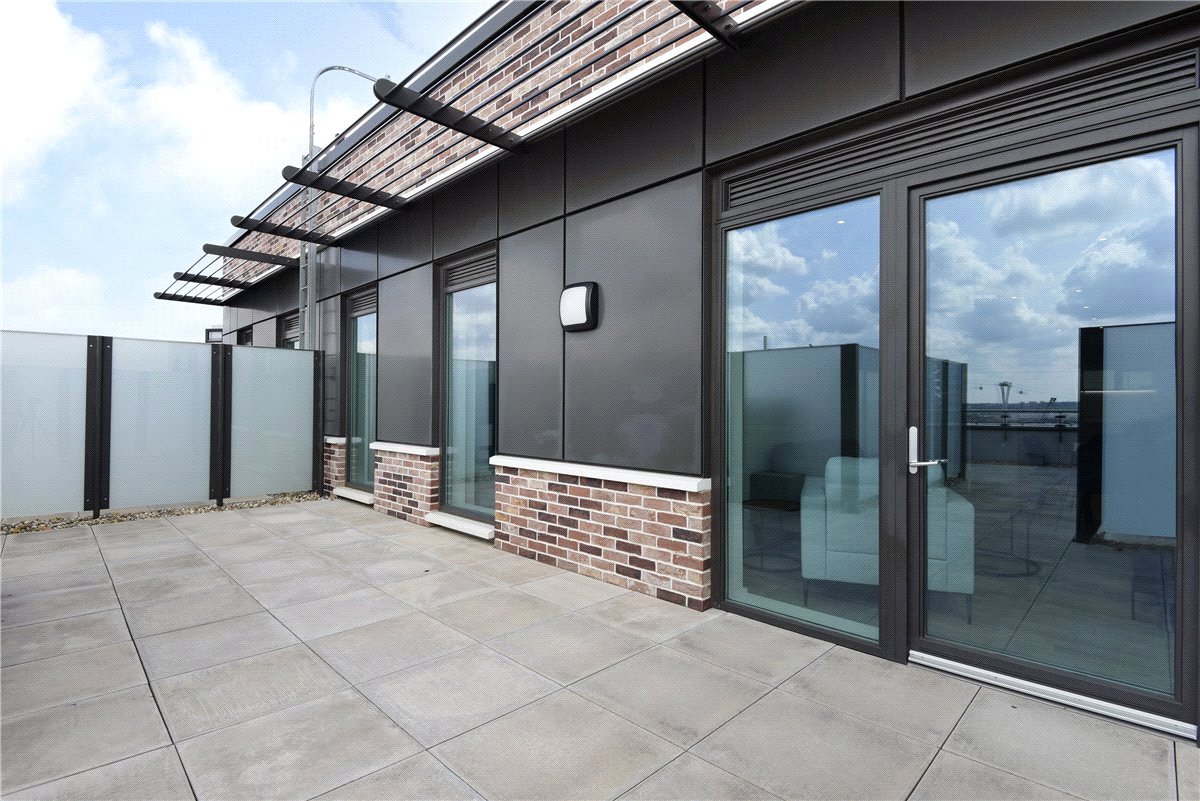 2 bedroom Flat, Heartwell Avenue, London, E16 - Available, Image 12