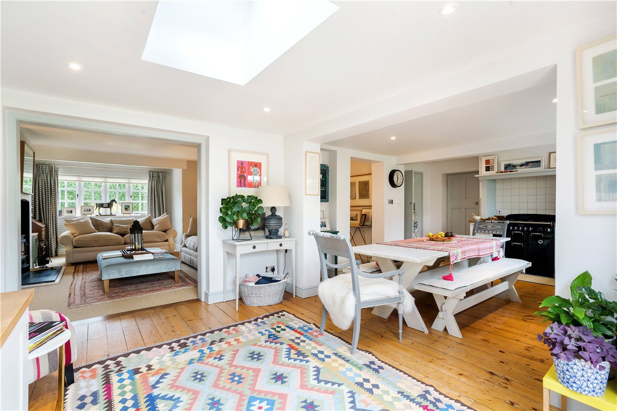 3 bedroom House, St. Johns Close, Marlborough, SN8 - Sold STC, Image 4