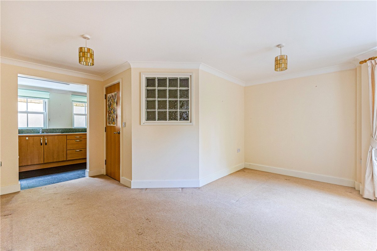 4 bedroom House, St. Matthews Gardens, Cambridge, CB1 - Available, Image 5