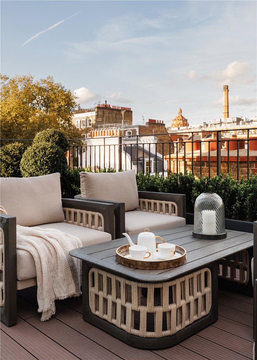 7 bedroom Flat, Pont Street, Knightsbridge, SW1X - Available, Image 1