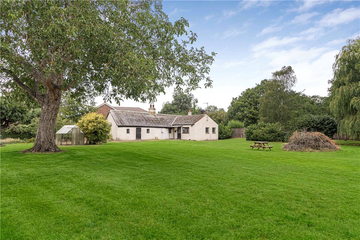 0 bedroom Cottage, Chapel Close, Little Thetford, CB6 - Available, Image 1