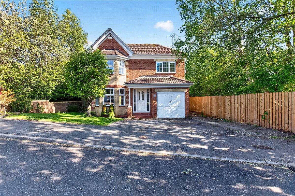 4 bedroom House, Wood Fields, Bramley, S66 - Let Agreed