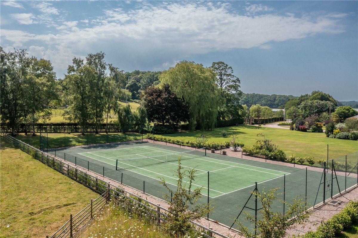 6 bedroom House, Osbaldeston, Near Blackburn, BB2 - Available, Image 14