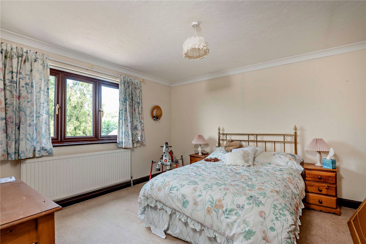 4 bedroom House, Harewood Drive, Cold Ash, RG18 - Available, Image 17