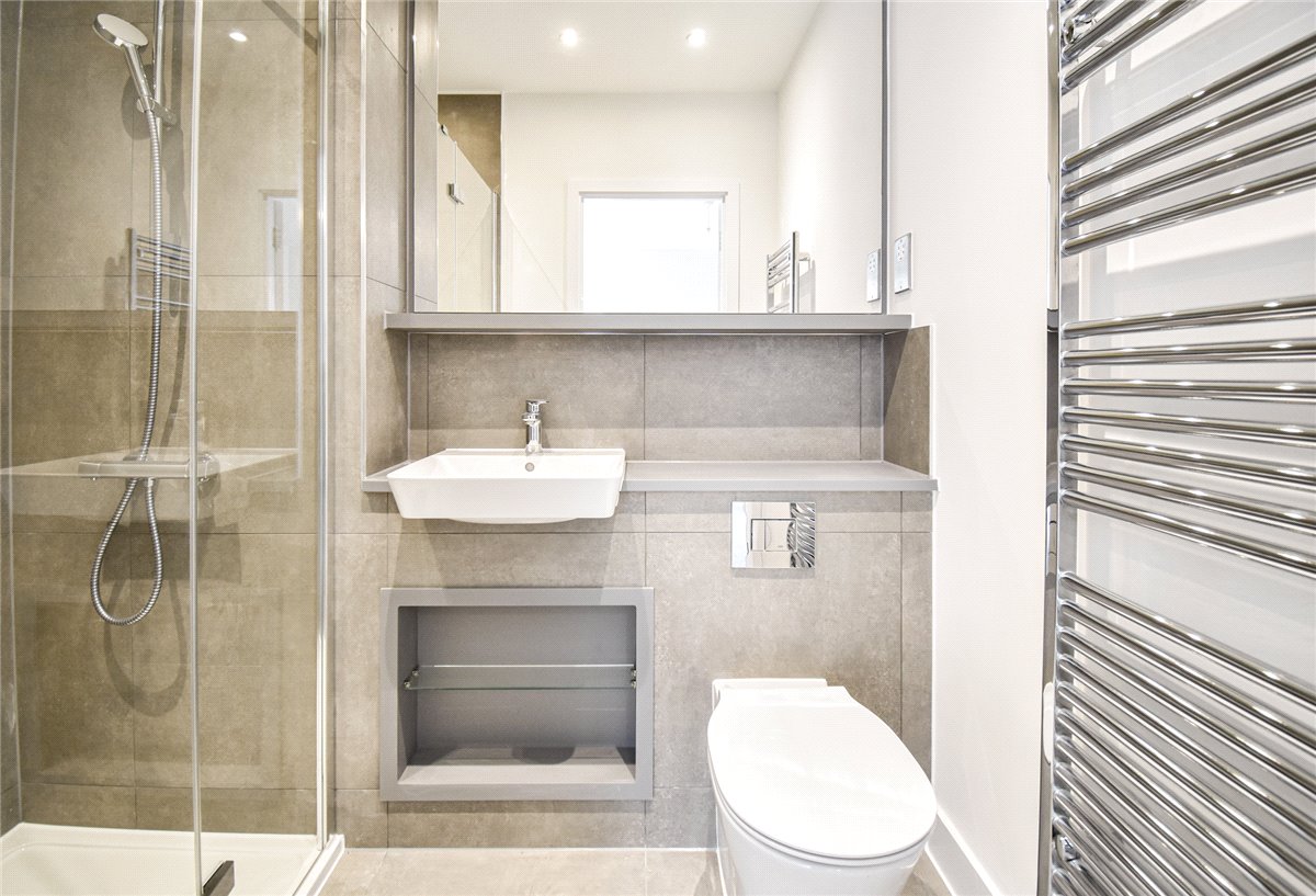 4 bedroom House, Walnut Court, Cambridge, CB5 - , Image 7