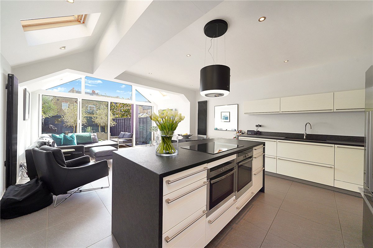 4 bedroom House, Kenyon Street, London, SW6 - Sold
