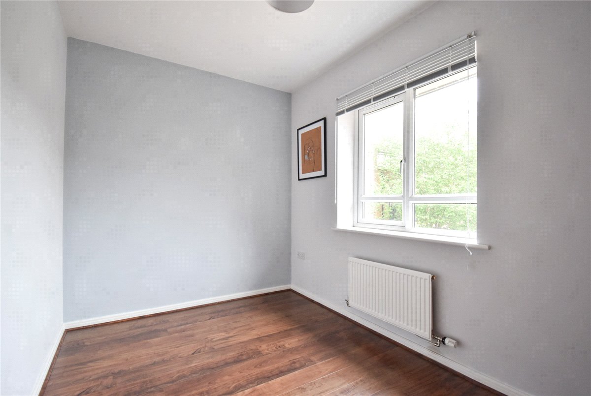 2 bedroom Flat, Burlton Road, Cambridge, CB3 - Available, Image 5