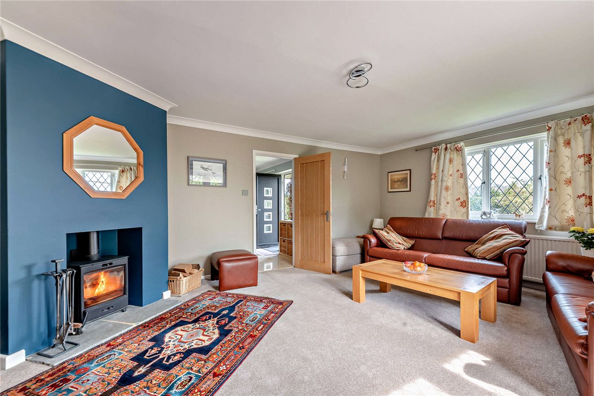 4 bedroom House, Oxford Road, Donnington, RG14 - Sold STC, Image 3