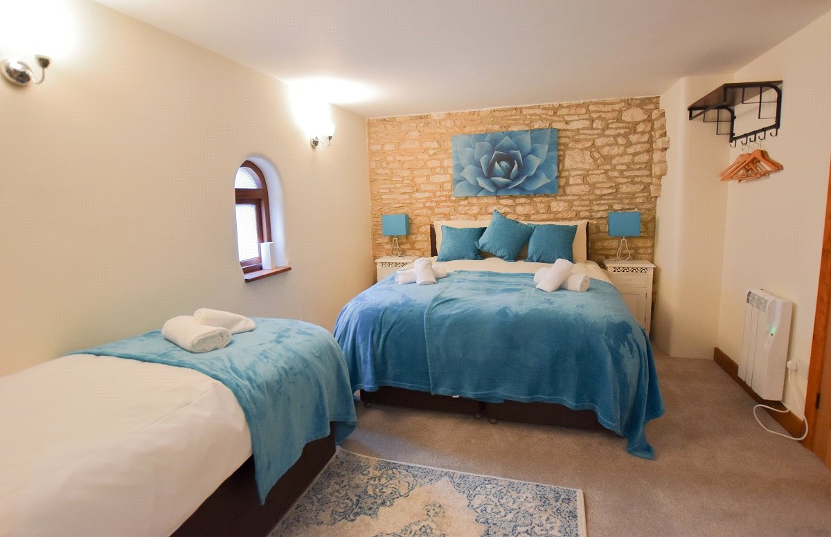 2.25  Land, Fordwells, Witney, OX29 - Available, Image 11