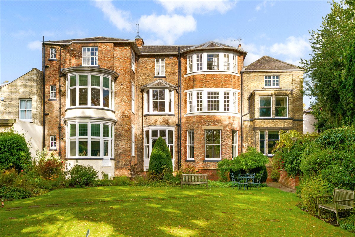 1 bedroom Flat, The Mount, York, YO24 - Available