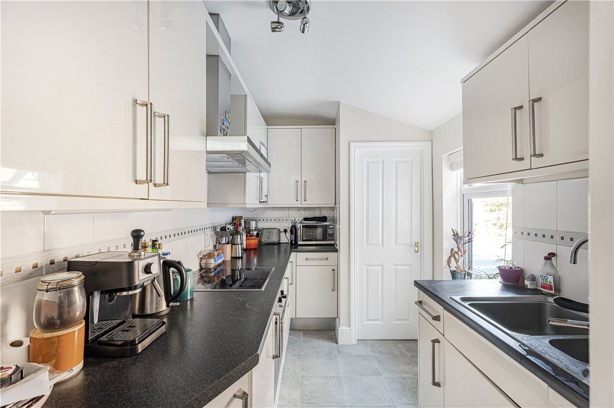 1 bedroom Flat, Walton Street, Oxford, OX2 - , Image 3