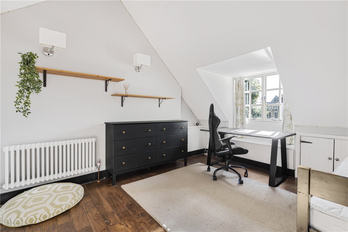 5 bedroom House, Church Road, Horspath, OX33 - , Image 28