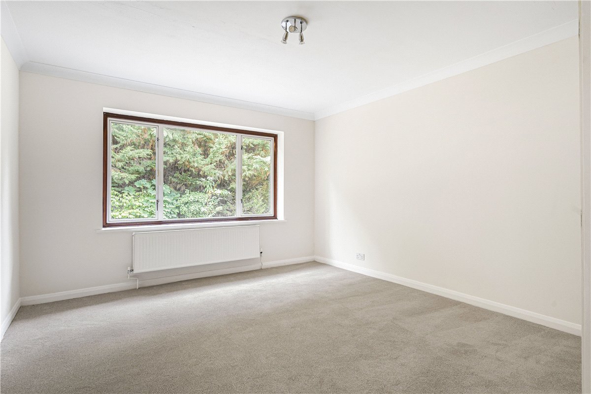 6 bedroom Bungalow, Nash Lee Lane, Wendover, HP22 - Let Agreed, Image 10