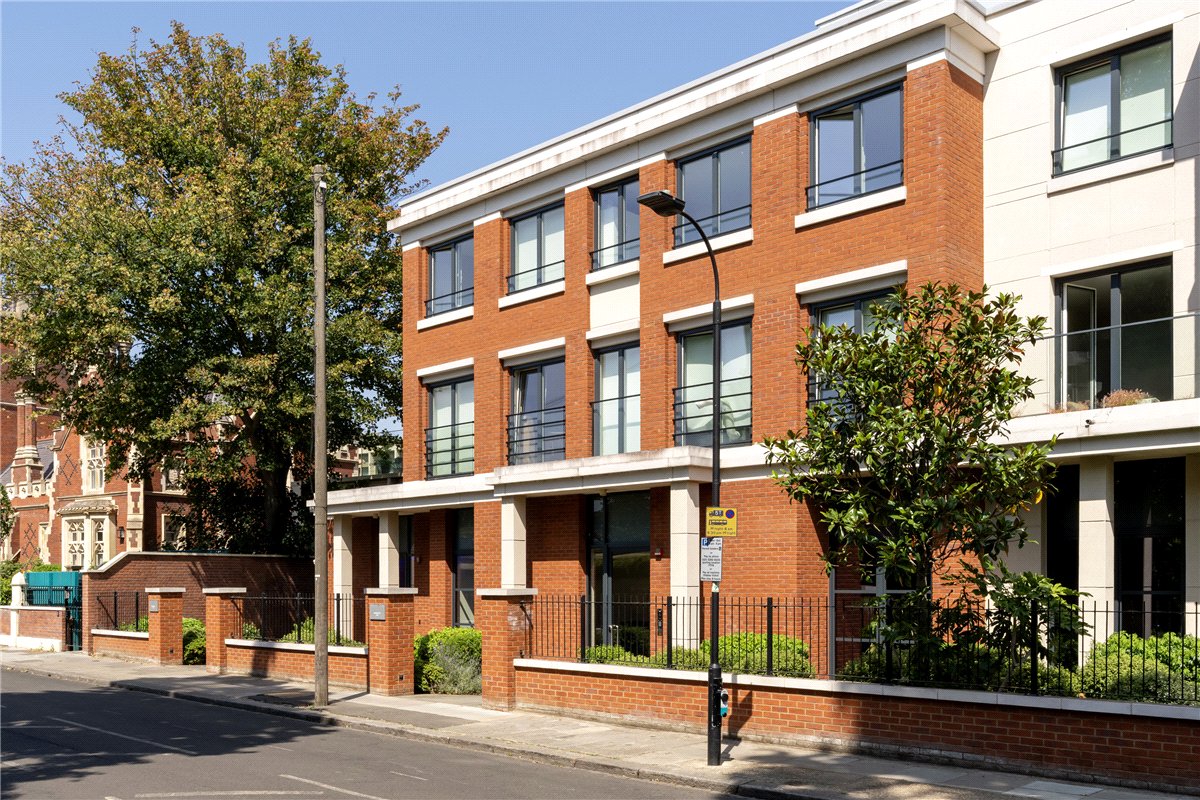 2 bedroom Flat, Broomhouse Lane, London, SW6 - Available, Image 7