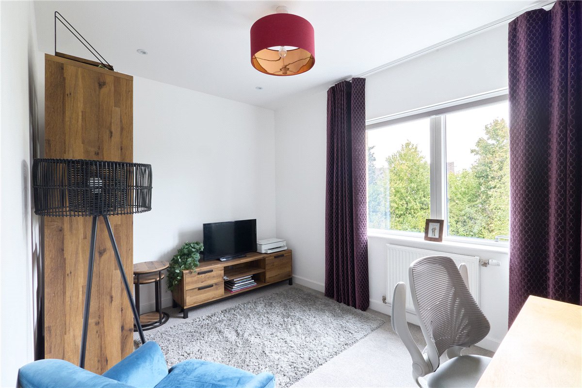 3 bedroom House, Glebe Farm Drive, Trumpington, CB2 - Sold, Image 8