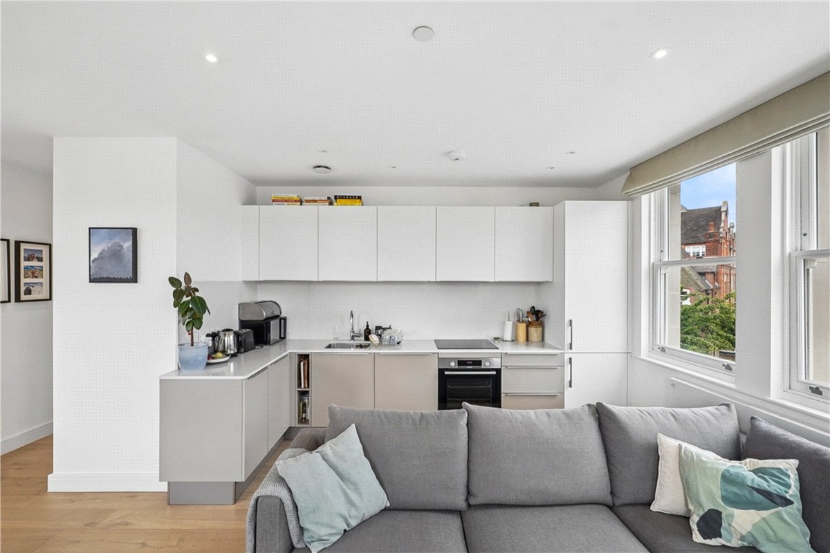 2 bedroom Flat, Munster Road, London, SW6 - , Image 4