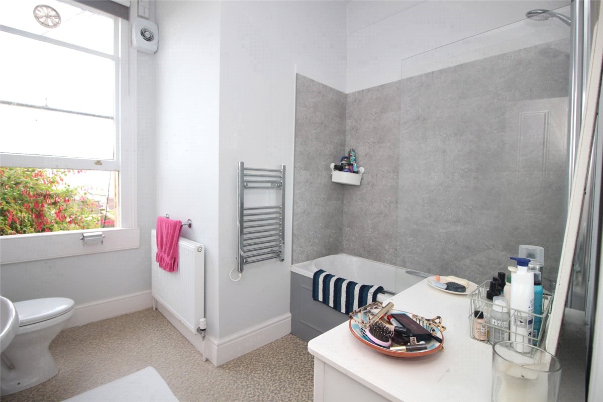 2 bedroom Flat, Belgrave Terrace, Bath, BA1 - Sold, Image 2