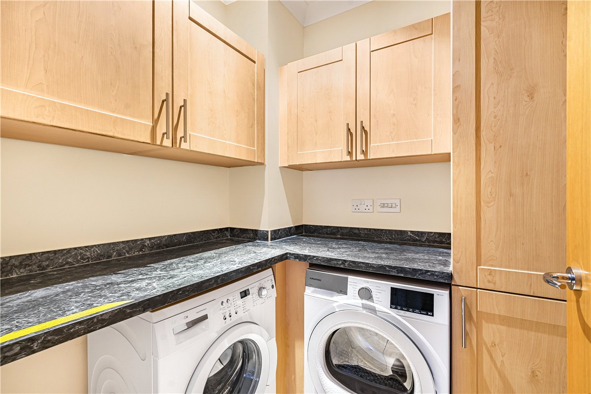 4 bedroom House, Lark Hill, Oxford, OX2 - , Image 4