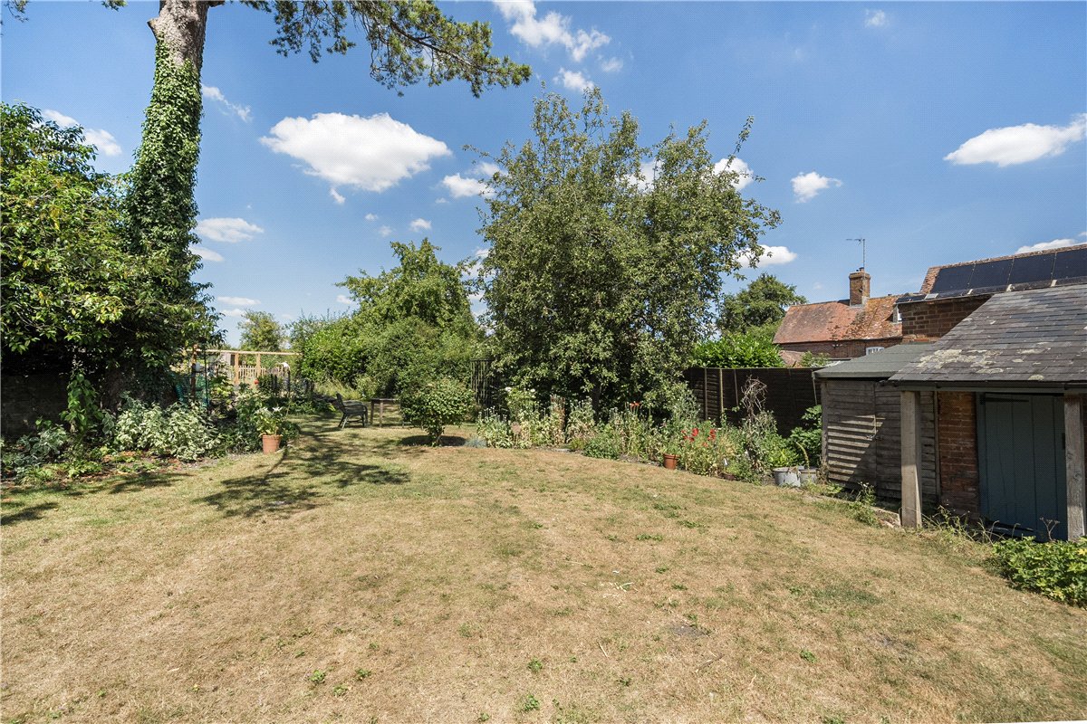 3 bedroom House, East Kennett, Marlborough, SN8 - Available, Image 15