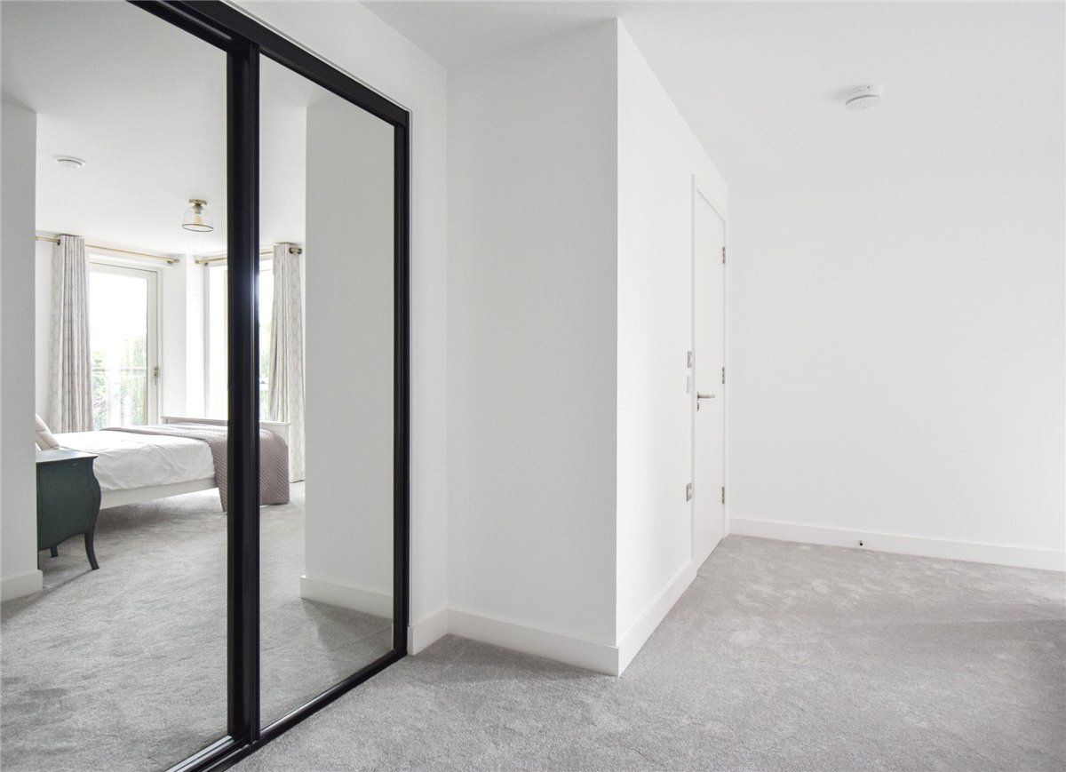 3 bedroom Flat, Scholars Court, Harrison Drive, CB2 - Let Agreed, Image 8