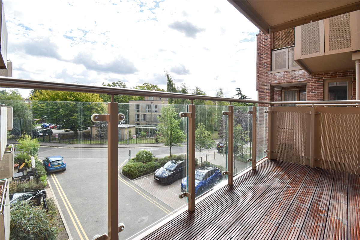 3 bedroom Flat, Scholars Court, Harrison Drive, CB2 - Let Agreed, Image 8