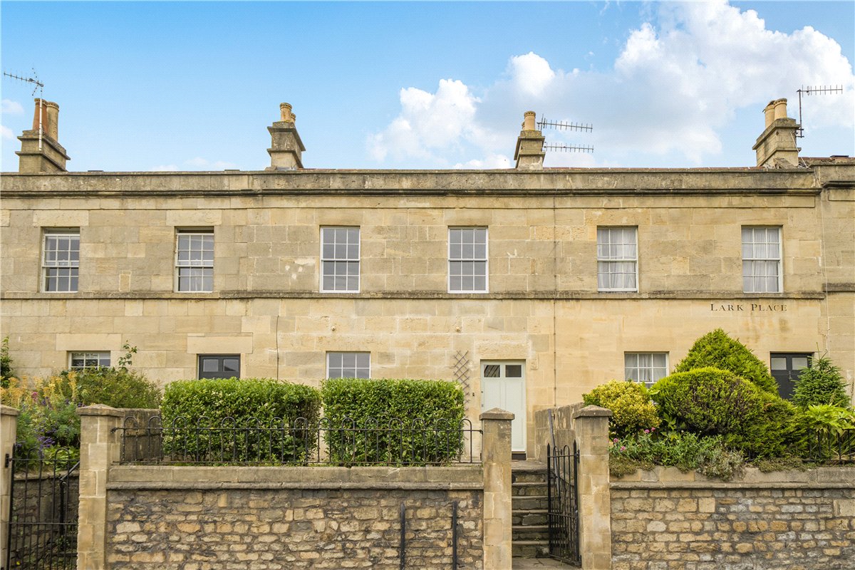 3 bedroom House, Lark Place, Bath, BA1 - Let Agreed