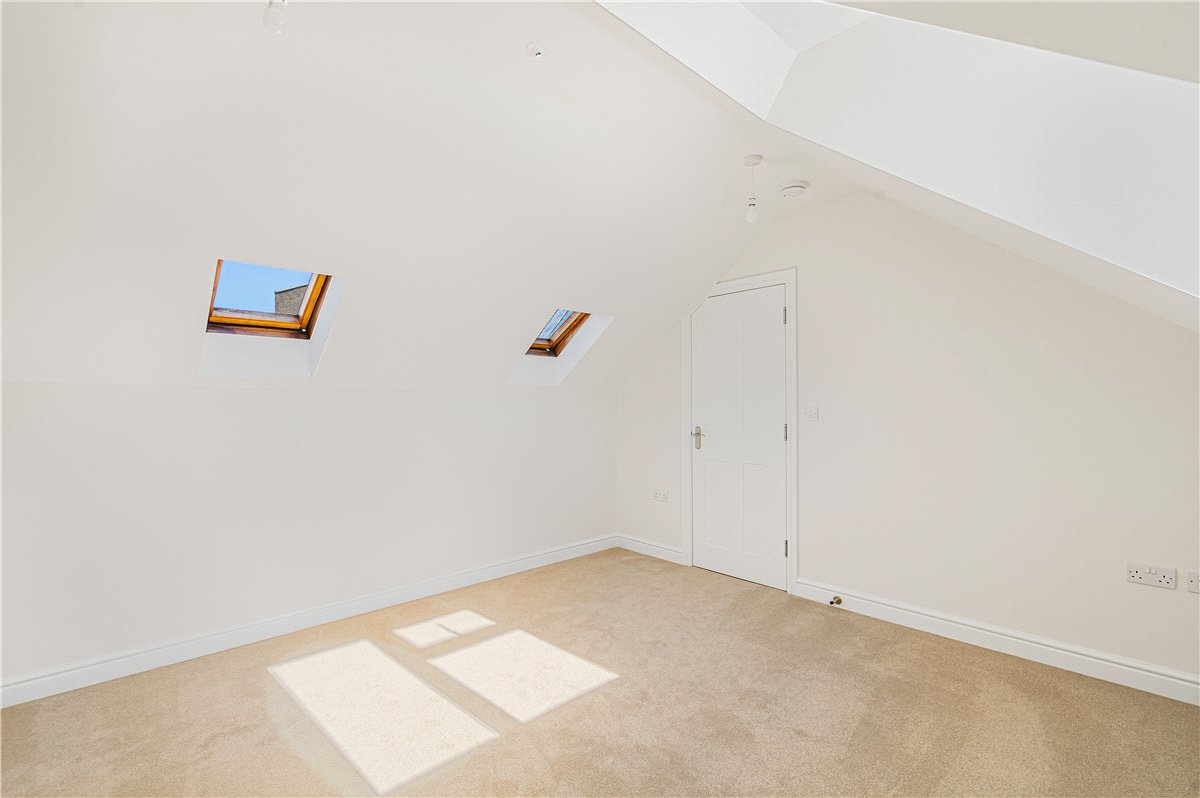 2 bedroom Flat, Walton Crescent, Oxford, OX1 - Available, Image 14