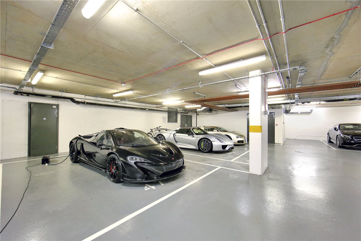 1 bedroom Flat, Lancelot Place, Knightsbridge, SW7 - Available, Image 4