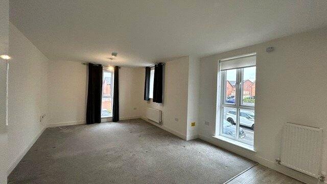 2 bedroom Flat, Hawes Way, Waverley, S60 - , Image 2