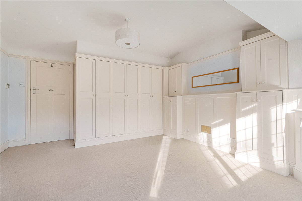 6 bedroom House, Ellesborough Road, Wendover, HP22 - Let Agreed, Image 12