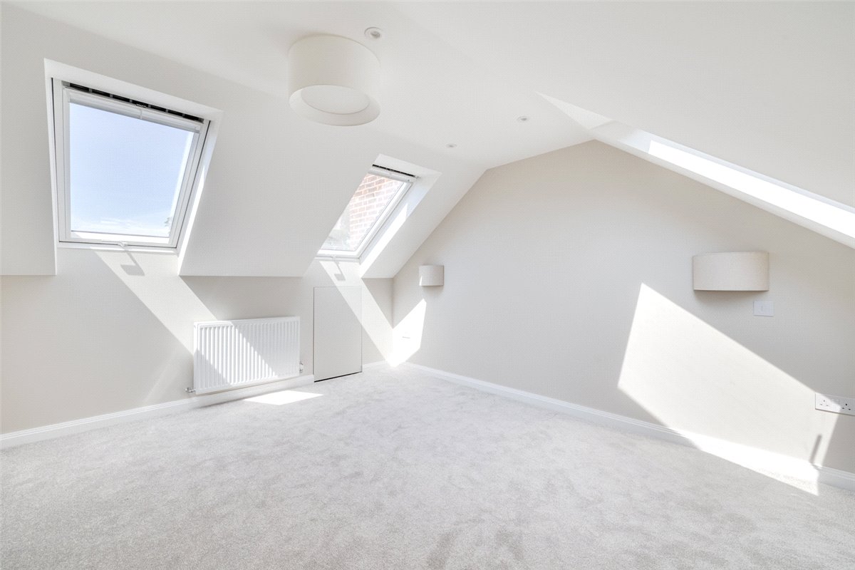 3 bedroom Flat, Colehill Gardens, Fulham Palace Road, SW6 - Let Agreed, Image 10