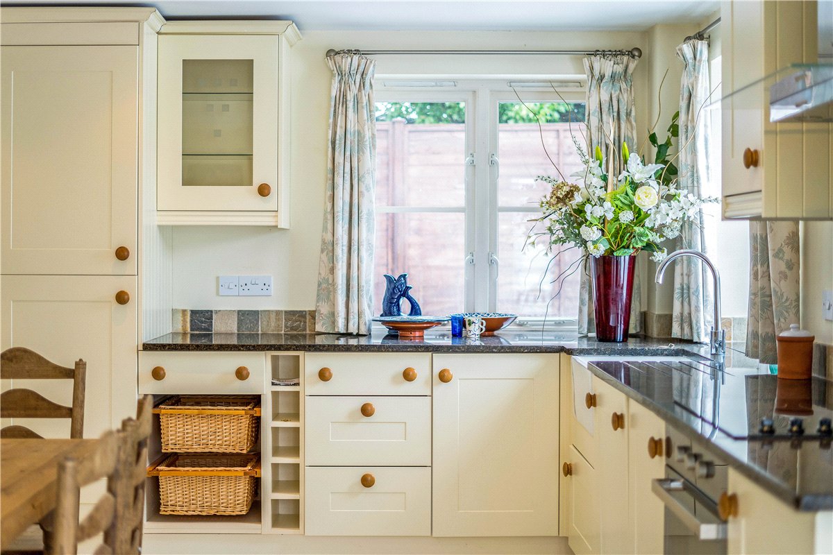 3 bedroom House, Pewsey Road, Upavon, SN9 - Available, Image 5